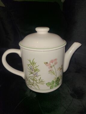 White Floral Ceramic Teapot with Green Trim